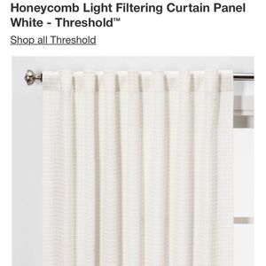 NWT light filtering honeycomb curtains panel